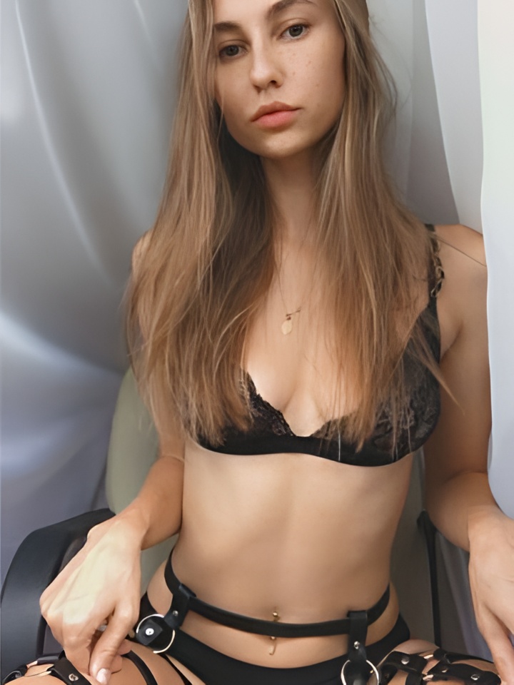 Ирма привлекальеная девушка из Нижегородской цена от 2000 руб