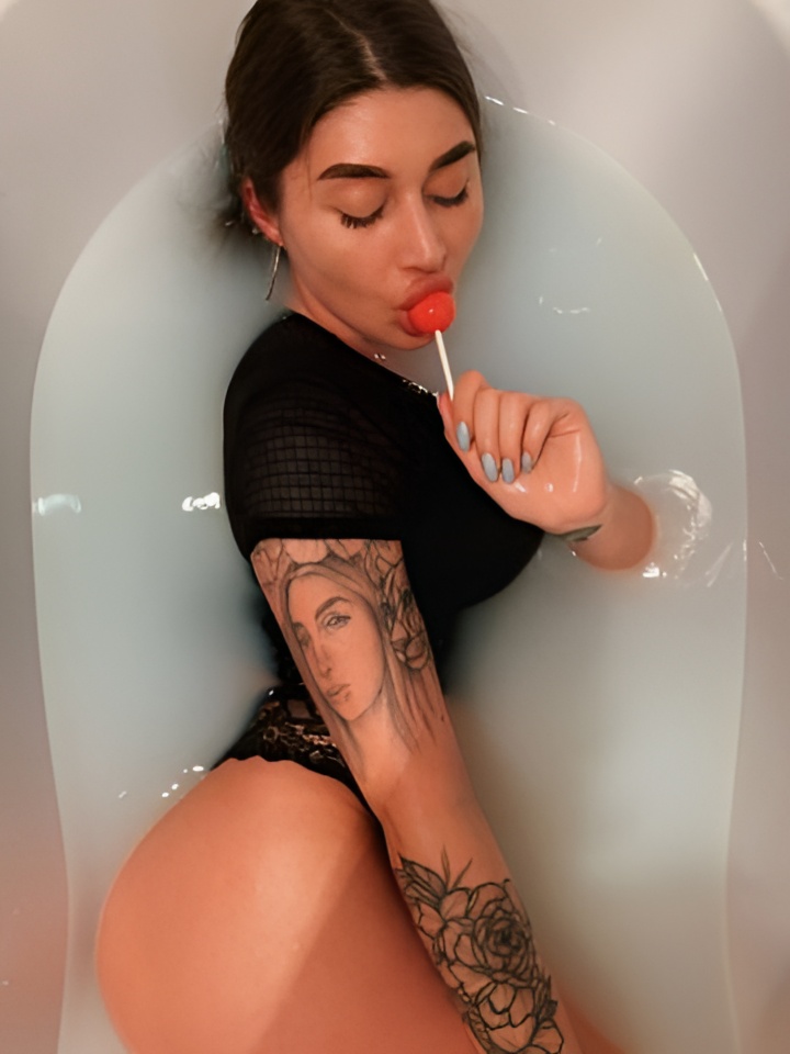 Зиглинда привлекальеная девушка из Нижегородской цена от 4000 руб