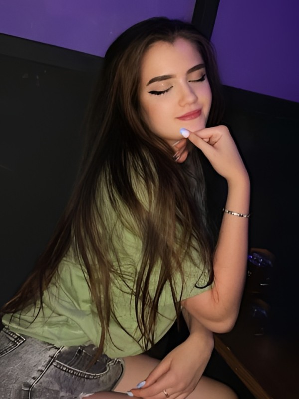 Белла привлекательная девушка из Нижегородской цена от 2500 руб