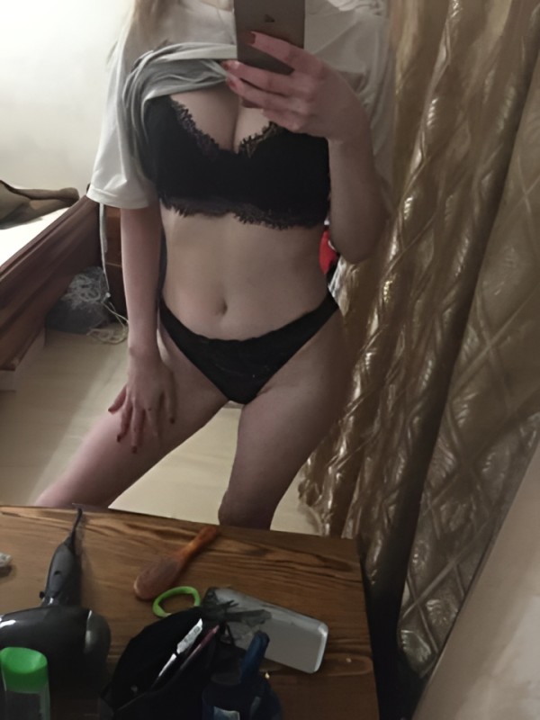 Лина привлекательная девушка из Нижегородской цена от 5000 руб